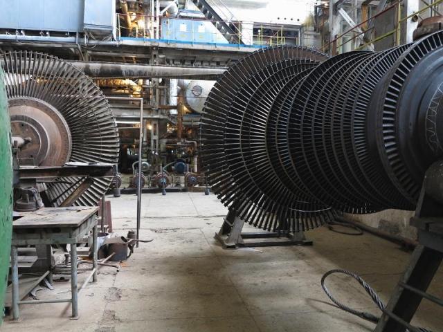A power generator steam turbine